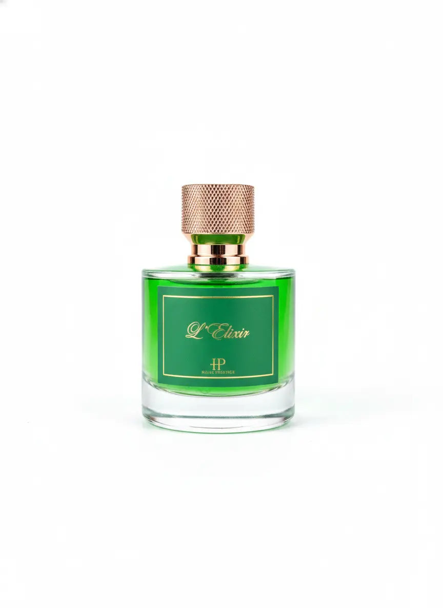 Flacon de parfum L'Elixir 50ml boisé mystérieux vue de face fond blanc Hijaz Parfum